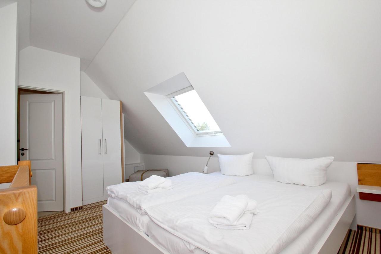 Strandnahe Fewo Mit Balkon, Gratis Nutzung Vom Ahoi Erlebnisbad Und Sauna In Sellin - Rex Rugia Fewo 28-6 Lobbe Exterior photo